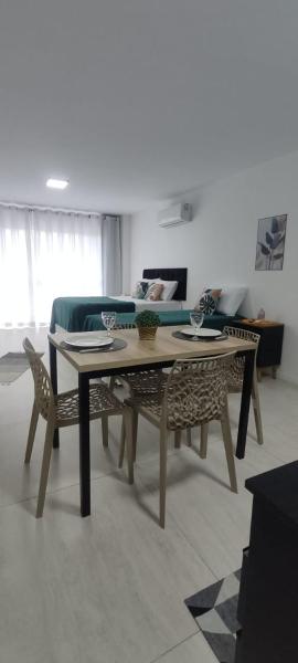 Studio no Bairro Cordeiros